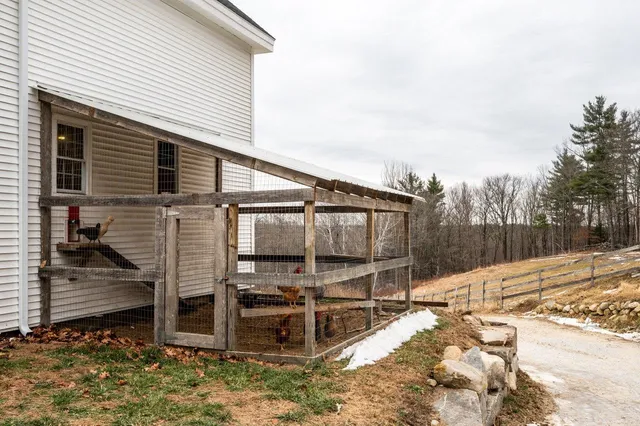 $950,000 | 170 Nottingham Road, Deerfield, NH 03037