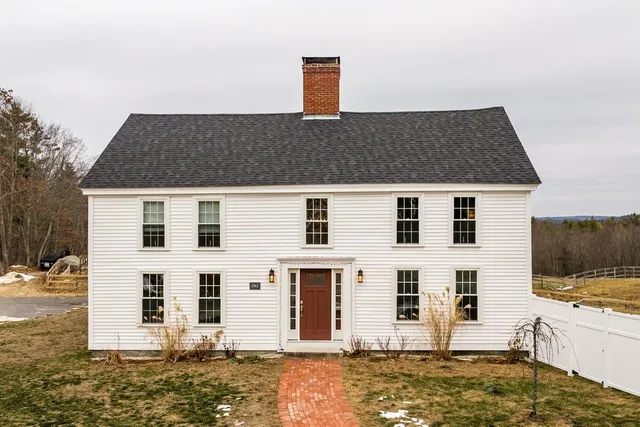 $950,000 | 170 Nottingham Road, Deerfield, NH 03037