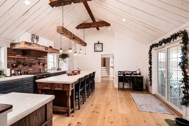 $950,000 | 170 Nottingham Road, Deerfield, NH 03037