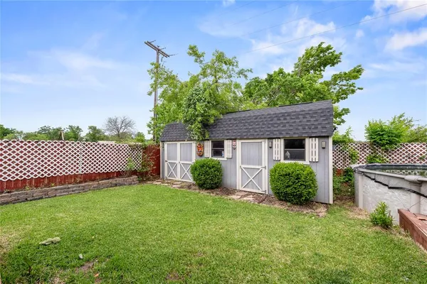 $445,000 | 10420 Langham Drive, Waco, TX 76708