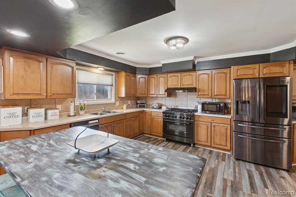 7072 North Bray Road Mount Morris, MI 48458 - Photo 14 of 53