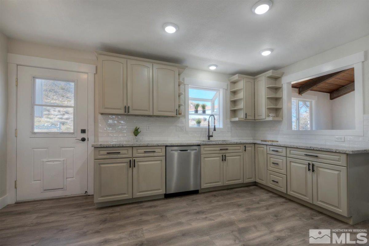 535 Oregon Boulevard Reno, NV 89506 - Photo 6 of 40 Photo 6
