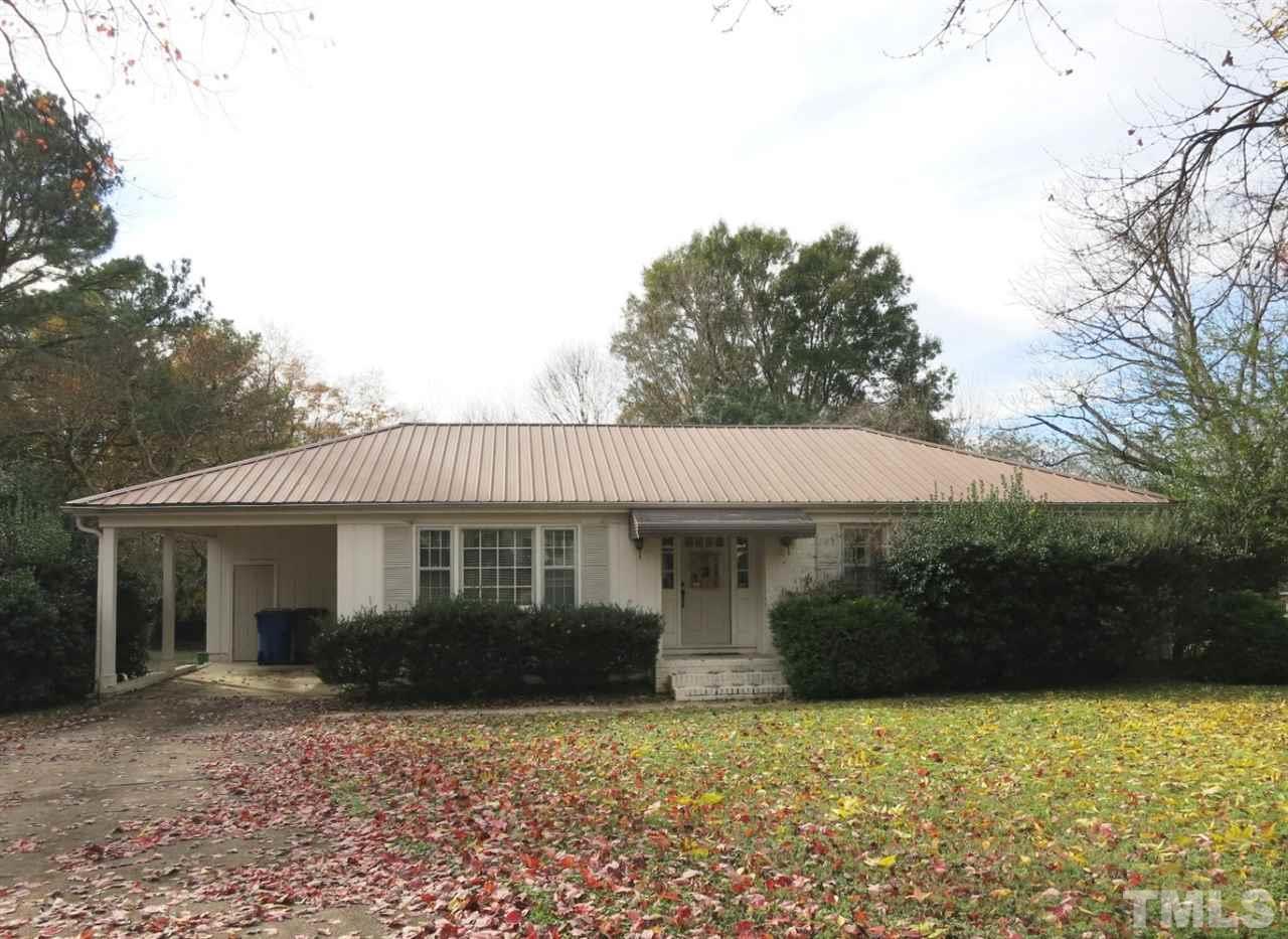 5305 Country Court Raleigh, NC 27609 - Photo 1 of 21 FOR INVESTORS ONLY! Existing long term Tenant pays $1425/mo—good cash flow! UPDATED 3BR/2BA/1405sf Midtown ranch on quiet, wooded cul-de-sac lot in Quail Meadows near shops/restaurants & I-440!