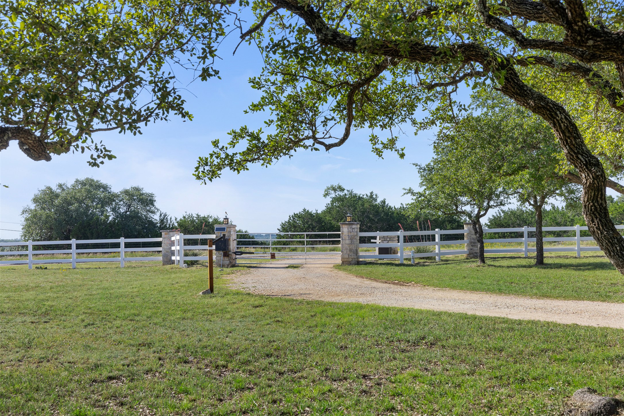 3340 Briggs Road Killeen, TX 76549 - Photo 9 of 40 a view of a swimming pool with a slide