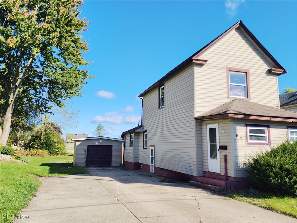 97 Spring Street Struthers, OH 44471 - Photo 2 of 12 Gallery Image 2