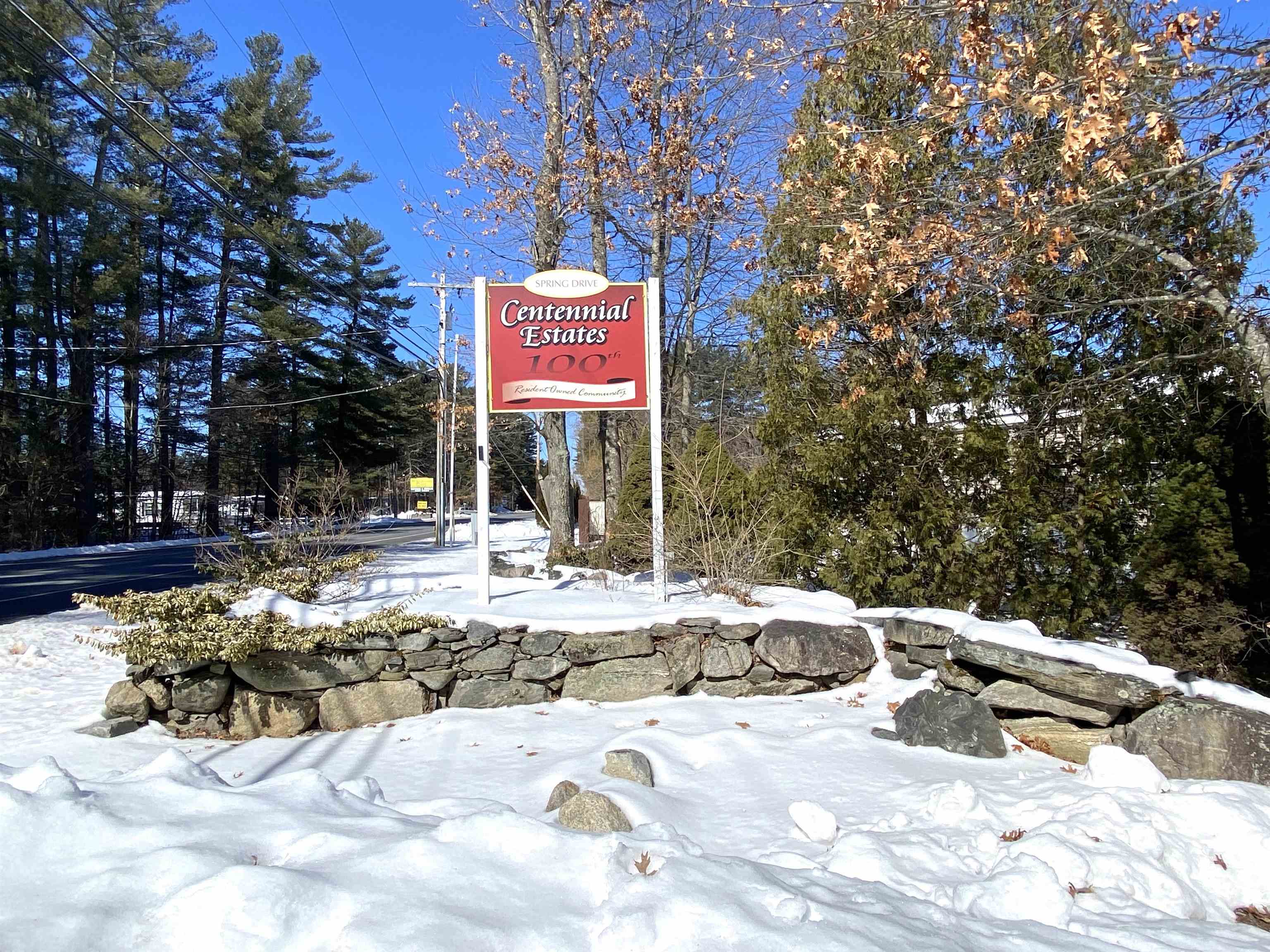 14 Spring Drive Derry, NH 03038 - Photo 1 of 38