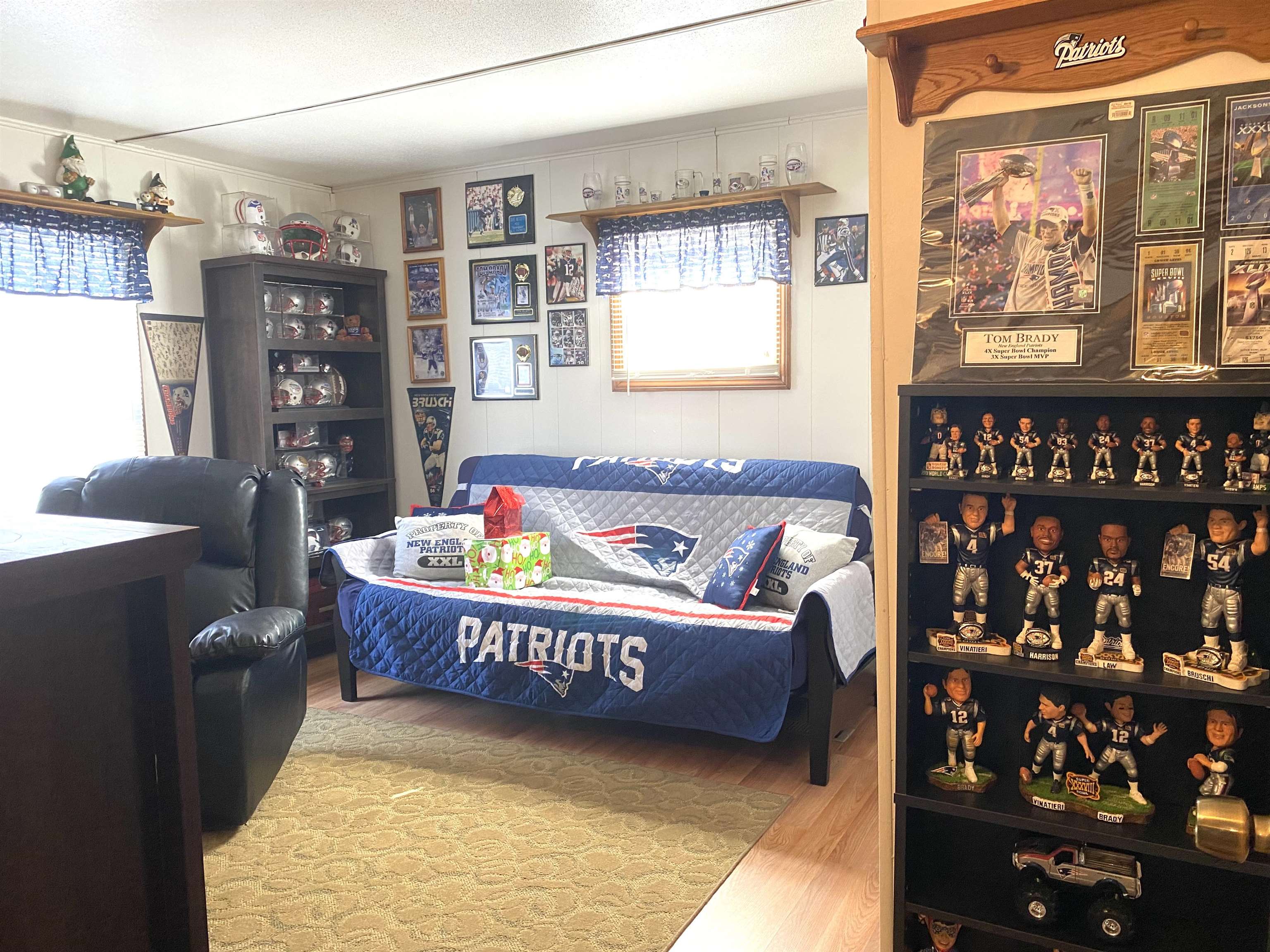 14 Spring Drive Derry, NH 03038 - Photo 10 of 38