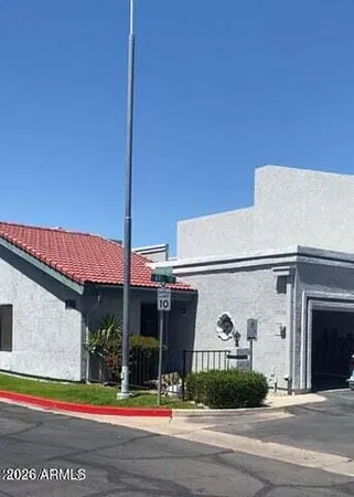 $1,950 | 8702 North 67th Drive, Peoria, AZ 85345