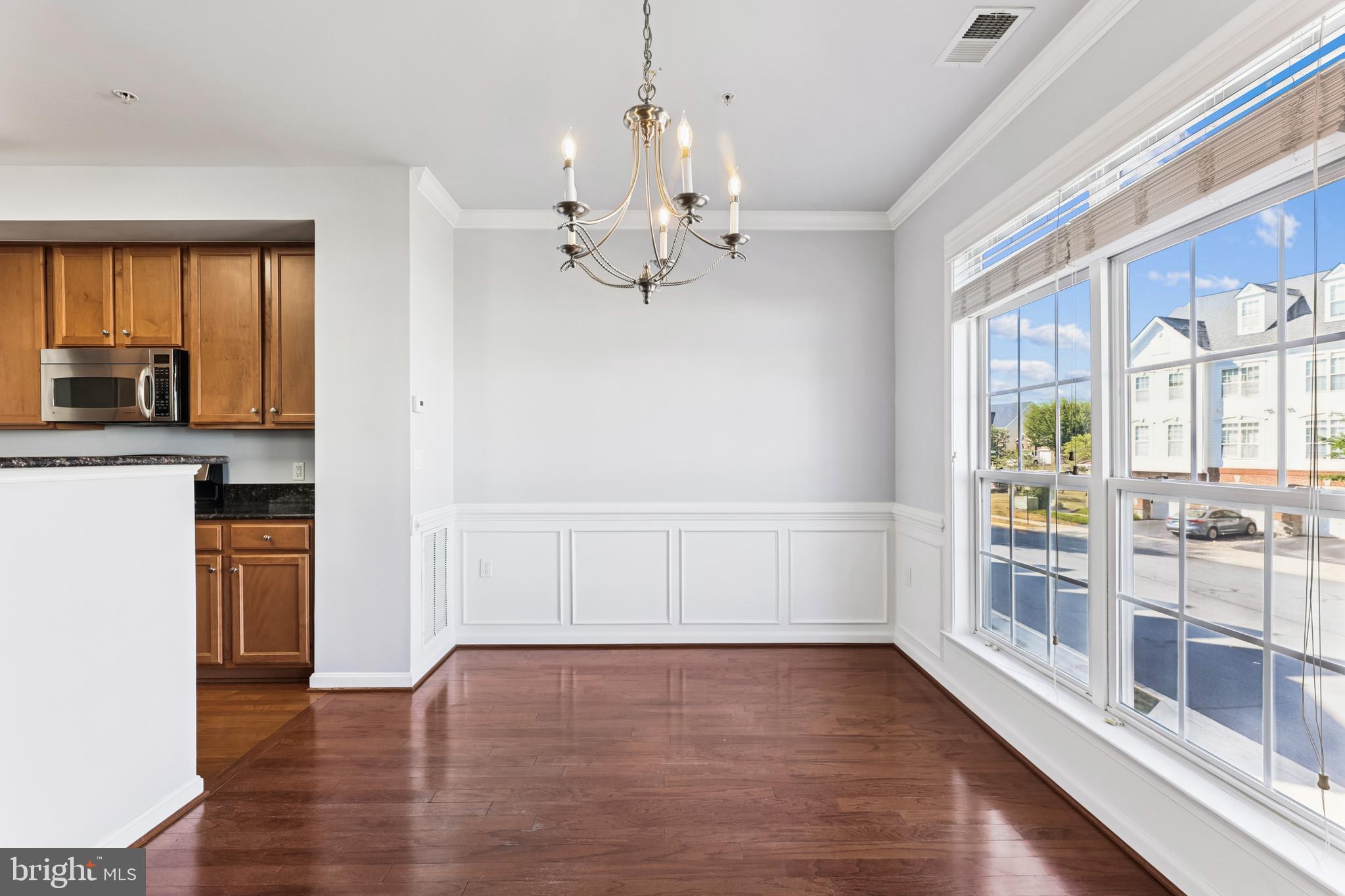 6821 Hampton Bay Lane Gainesville, VA 20155 - Photo 11 of 29 a view of an empty room with a window