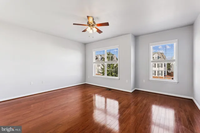 $430,000 | 6821 Hampton Bay Lane, Gainesville, VA 20155