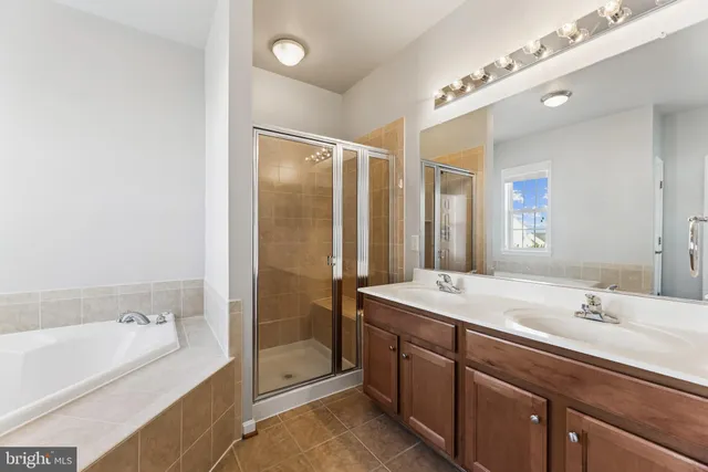 $430,000 | 6821 Hampton Bay Lane, Gainesville, VA 20155