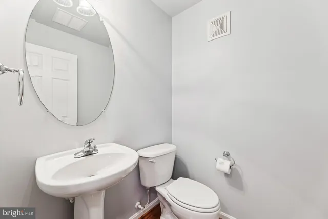 $430,000 | 6821 Hampton Bay Lane, Gainesville, VA 20155