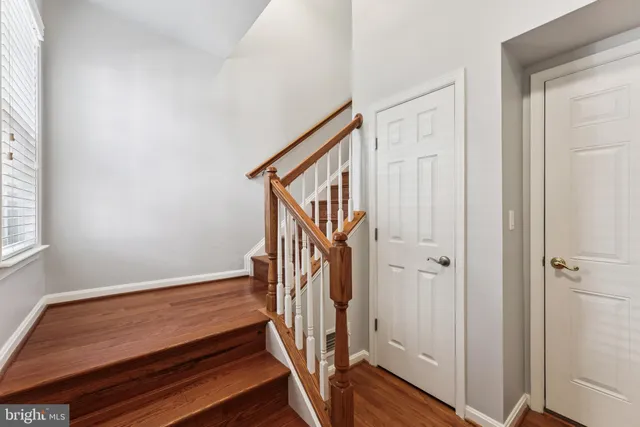 $430,000 | 6821 Hampton Bay Lane, Gainesville, VA 20155