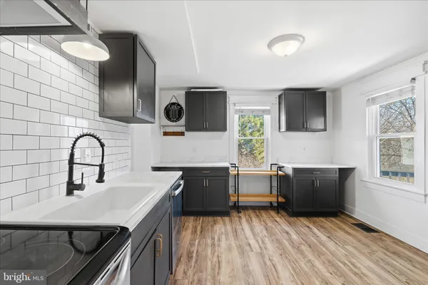 $199,997 | 145 East Main Street, Hancock, MD 21750