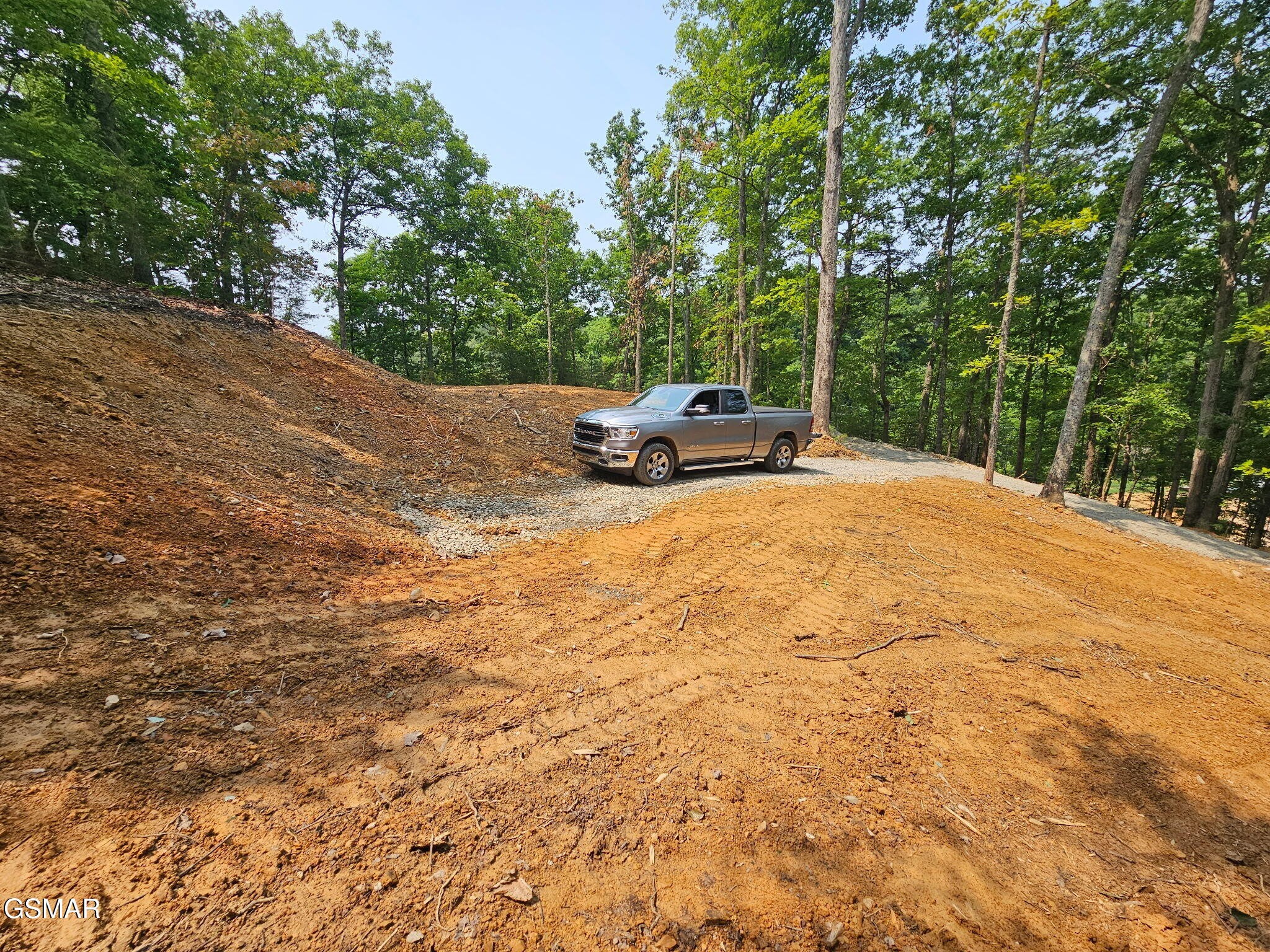 124 Sharp Road Sevierville, TN 37876 - Photo 2 of 14
