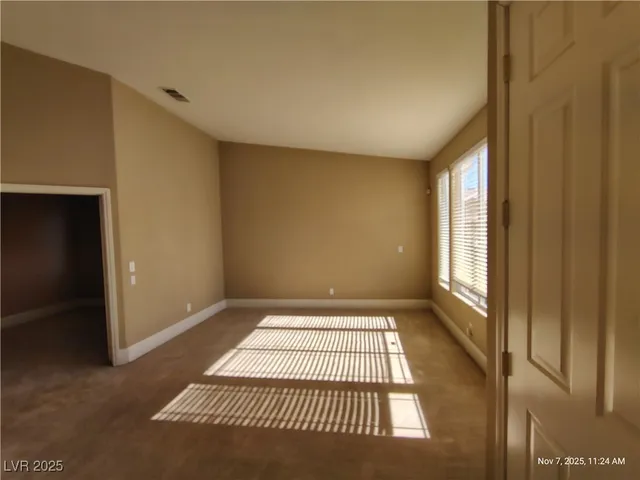 $2,393 | 9160 Valley Spring Court, Las Vegas, NV 89147