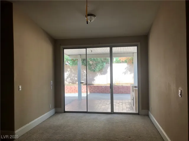 $2,393 | 9160 Valley Spring Court, Las Vegas, NV 89147