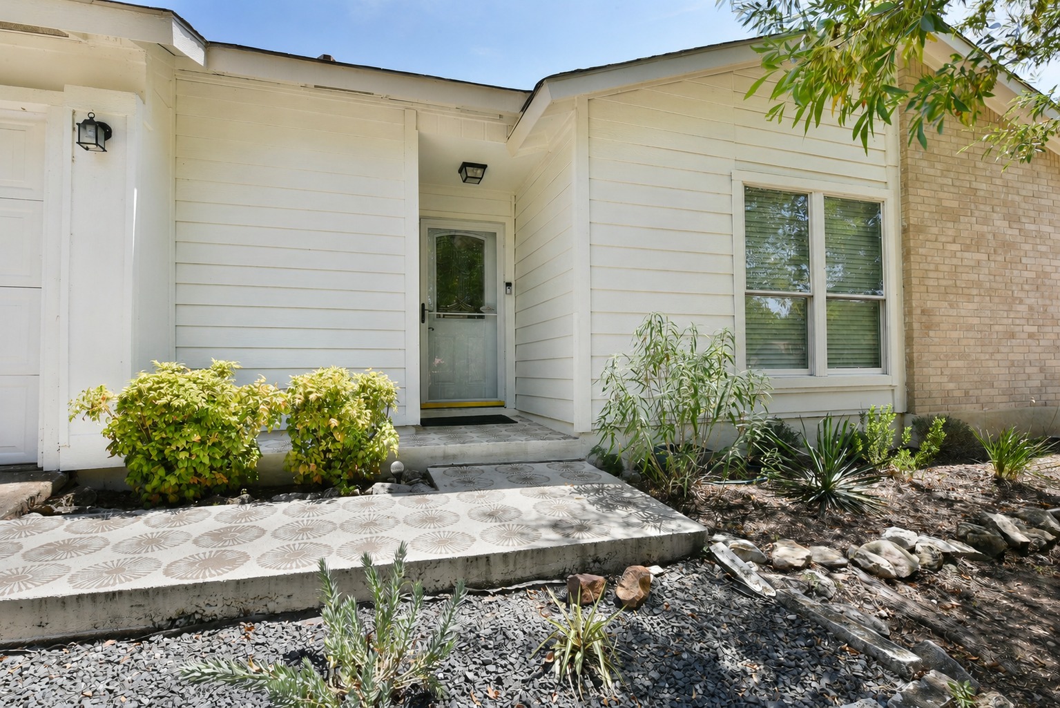 8411 Romney Road Austin, TX 78748 - Photo 2 of 18 Gallery Image 2