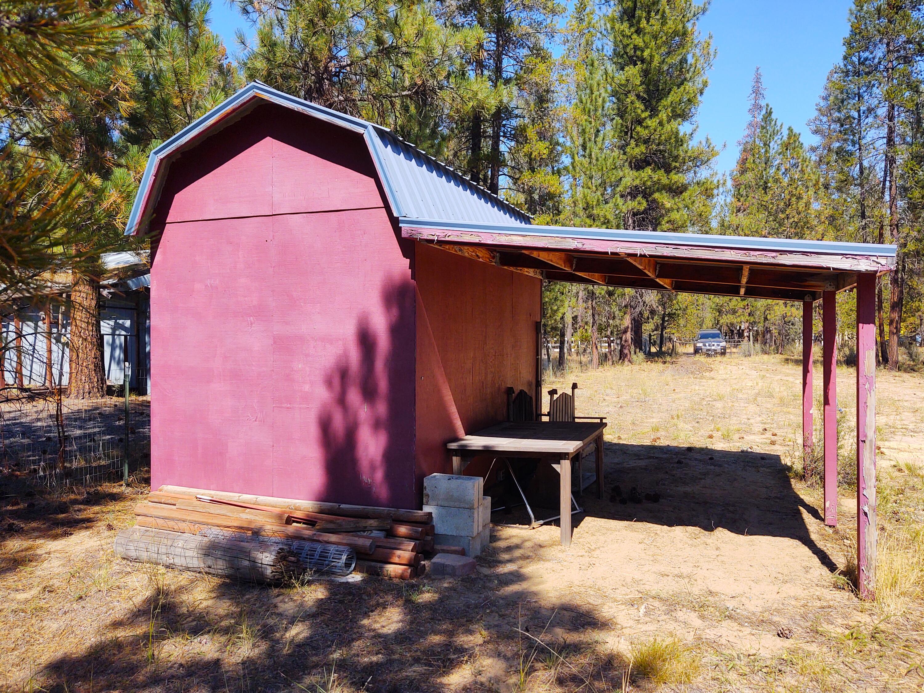 52739 Ammon Road La Pine, OR 97739 - Photo 9 of 12 IMG_20220905_140608168