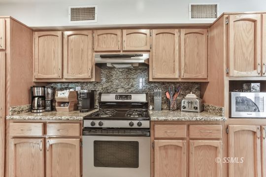 610 North Brady Street Ridgecrest, CA 93555 - Photo 6 of 36 Gallery Image 6