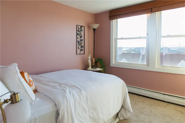 $3,400 | 114 Girard Avenue, Unit 6, Newport, RI 02840