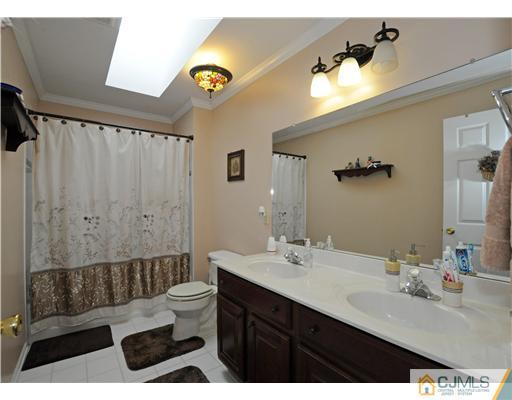 40 Stratton Road Old Bridge, NJ 07747 - Photo 17 of 23