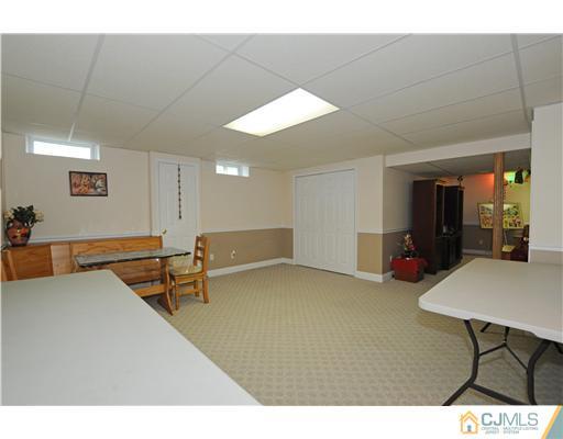 40 Stratton Road Old Bridge, NJ 07747 - Photo 18 of 23