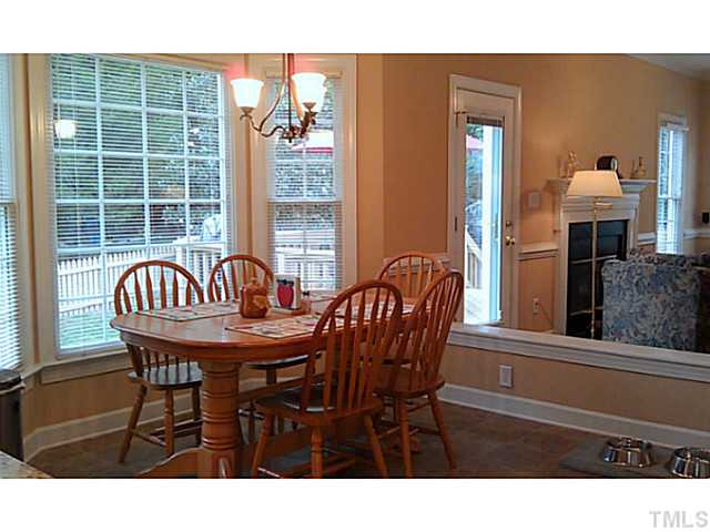 3508 Spring Willow Place Raleigh, NC 27615 - Photo 13 of 25 Breakfast Area