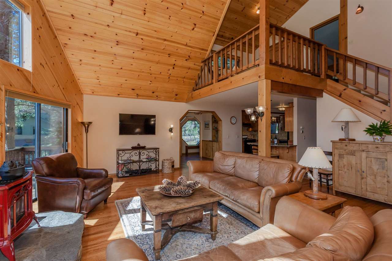 11880 Bennett Flat Road Truckee, CA 96161 - Photo 3 of 14 Gallery Image 3