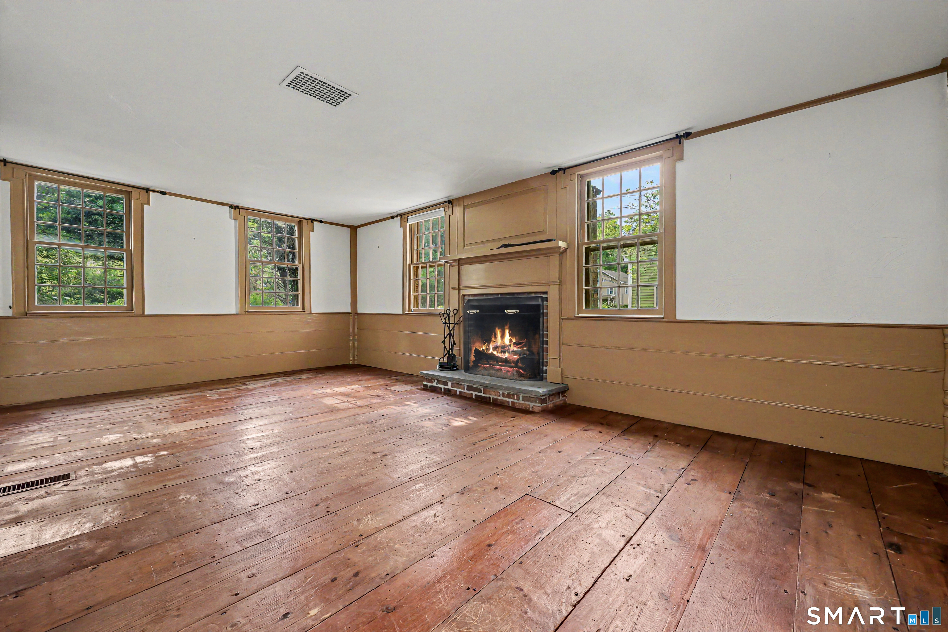 692 Kent Road New Milford, CT 06755 - Photo 7 of 40