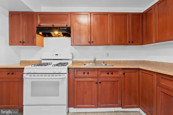 $140,000 | 3970 Bel Pre Road, Unit 39704, Silver Spring, MD 20906