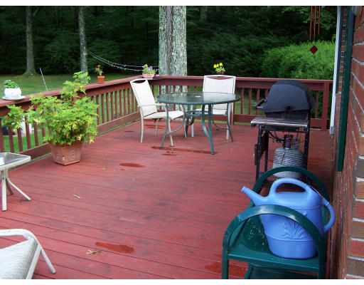 11 Chestnut Hill Road Hampden, MA 01036 - Photo 3 of 8 Gallery Image 3