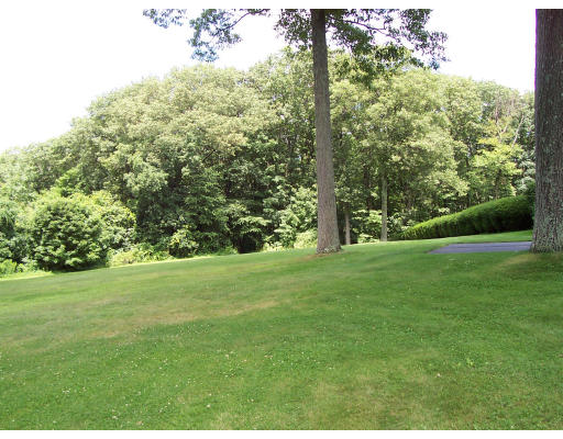 11 Chestnut Hill Road Hampden, MA 01036 - Photo 8 of 8 Gallery Image 8