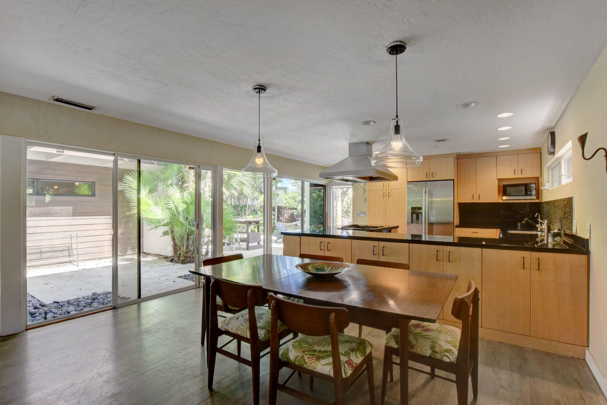 1240 Northwest 8th Street Boca Raton, FL 33486 - Photo 11 of 55 Dining & Kitchen