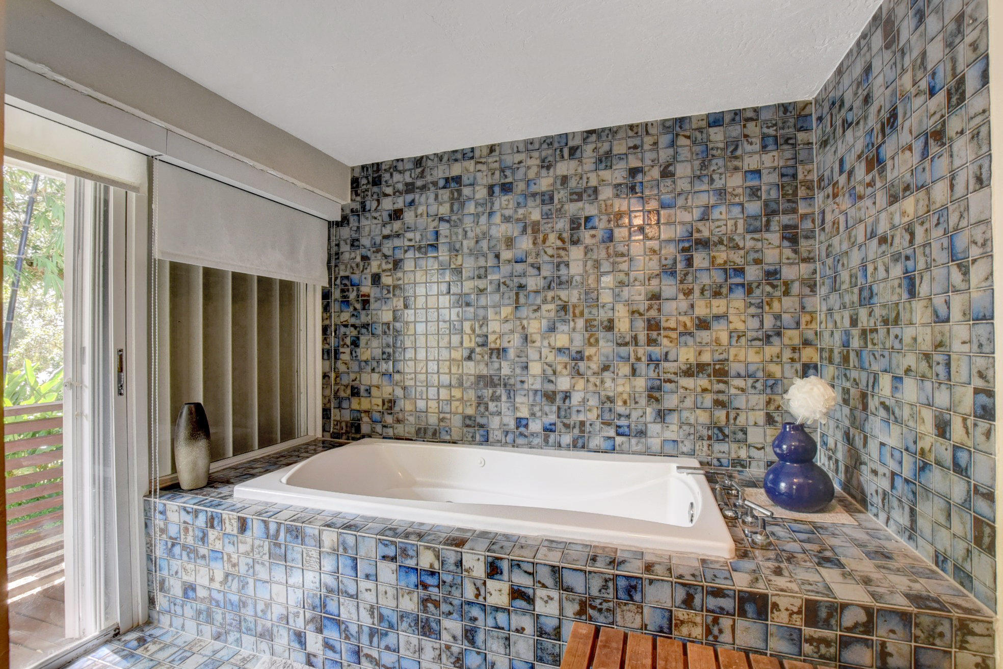 1240 Northwest 8th Street Boca Raton, FL 33486 - Photo 20 of 55 Master bath