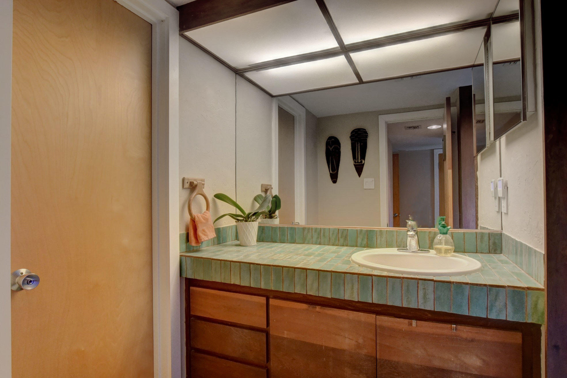 1240 Northwest 8th Street Boca Raton, FL 33486 - Photo 27 of 55 2nd Bathroom