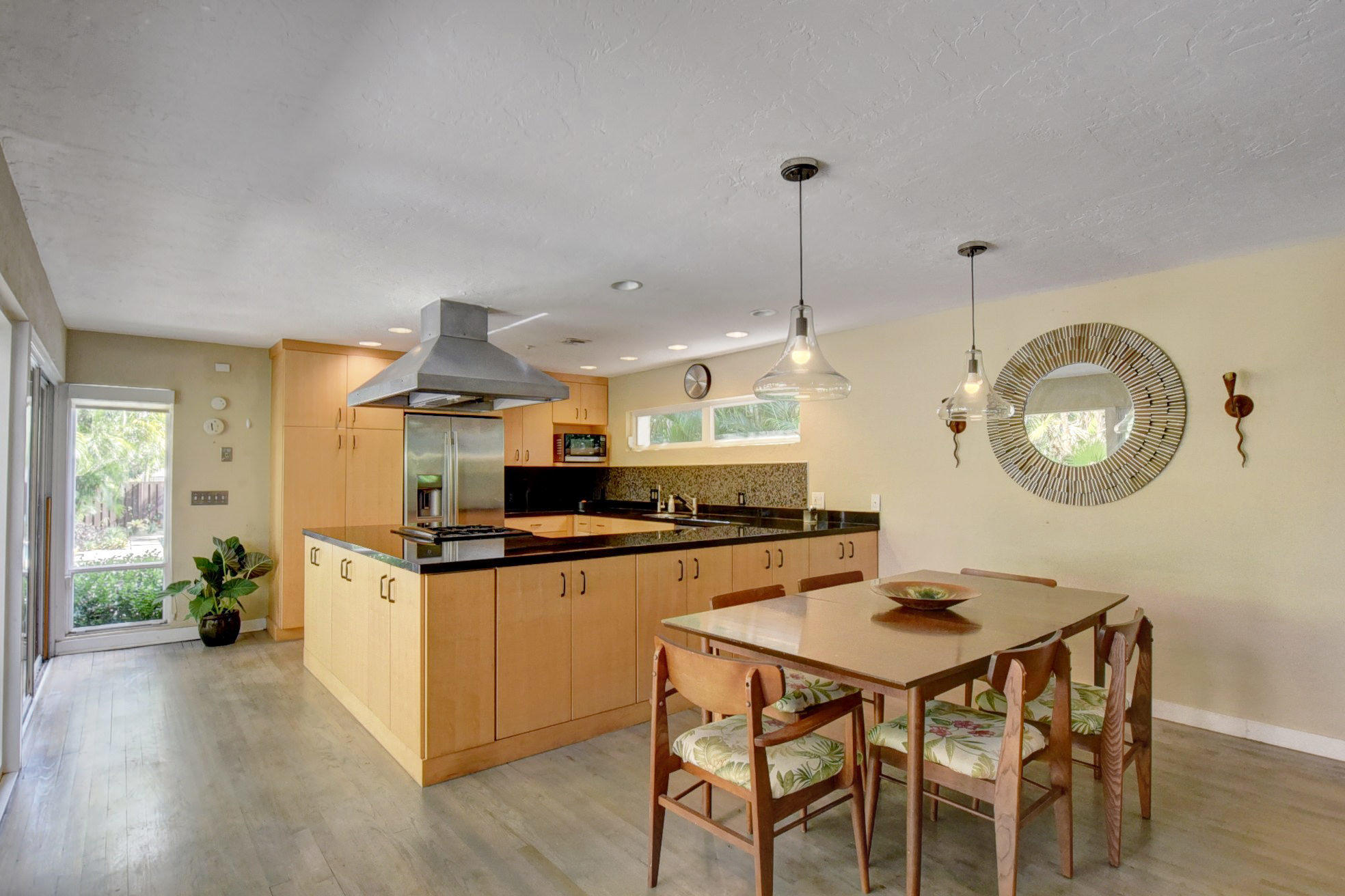 1240 Northwest 8th Street Boca Raton, FL 33486 - Photo 10 of 55 Dining & Kitchen