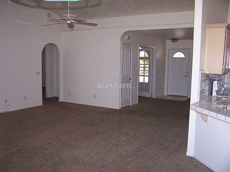 1920 East Gamebird Road Pahrump, NV 89048 - Photo 12 of 18 Living Room.