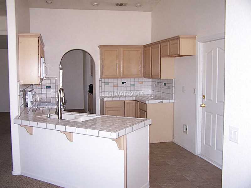 1920 East Gamebird Road Pahrump, NV 89048 - Photo 9 of 18 Kitchen.
