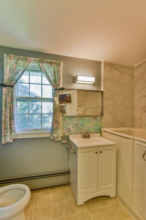 12 Orchard Road Sturbridge, MA 01566 - Photo 29 of 42