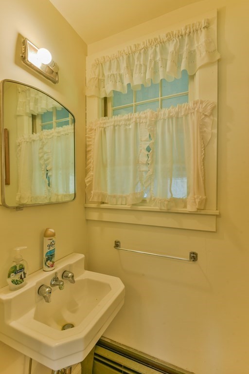 12 Orchard Road Sturbridge, MA 01566 - Photo 31 of 42