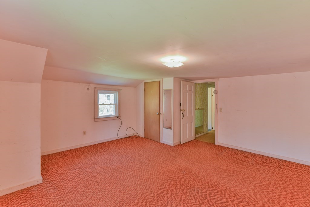 12 Orchard Road Sturbridge, MA 01566 - Photo 35 of 42