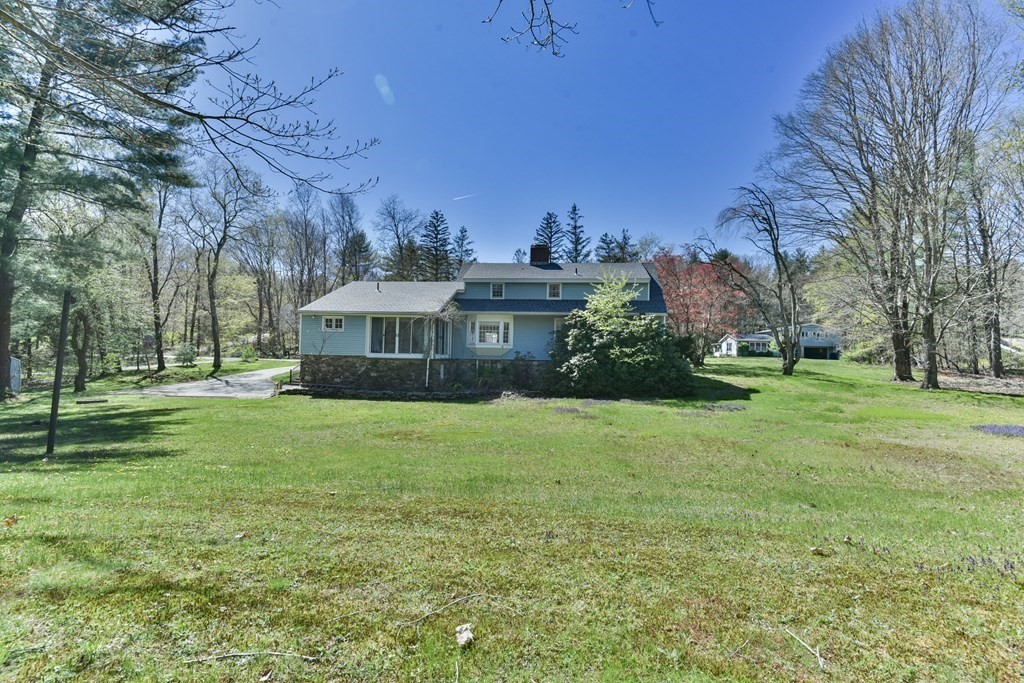 12 Orchard Road Sturbridge, MA 01566 - Photo 9 of 42