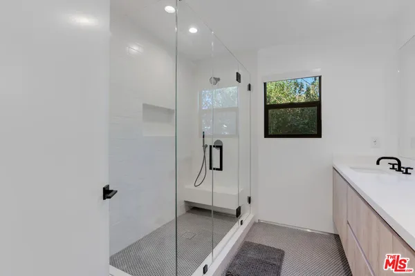 $8,400 | 19602 Hamlin Street, Reseda, CA 91335