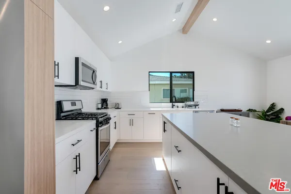 $8,400 | 19602 Hamlin Street, Reseda, CA 91335