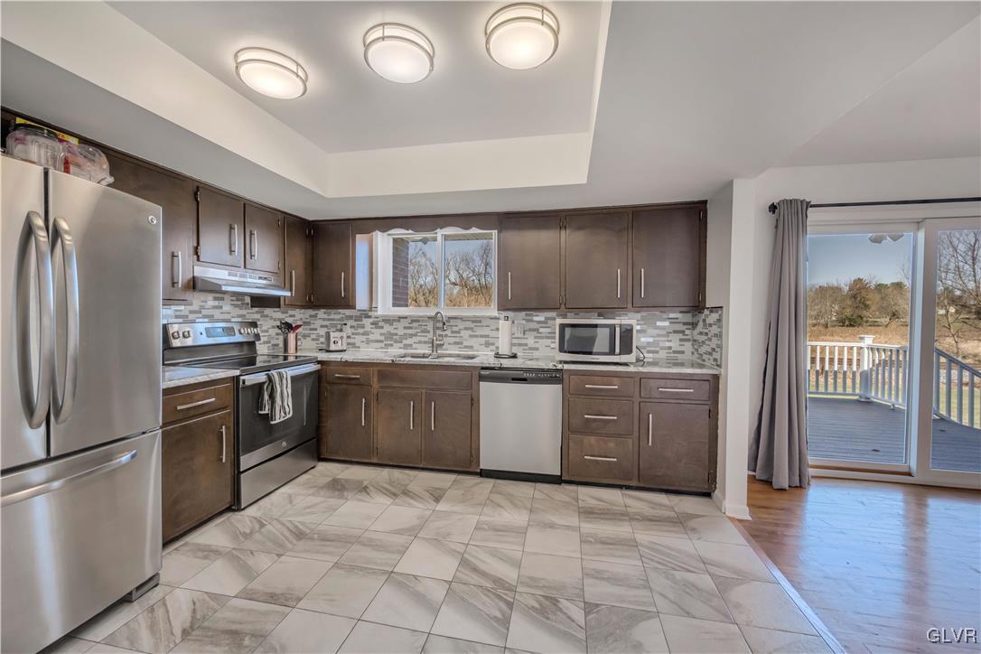 4890 Steuben Road Nazareth, PA 18064 - Photo 5 of 27 Gallery Image 5