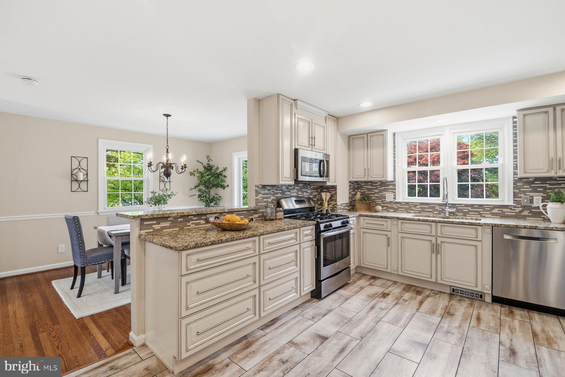 214 Chantrey Road Lutherville-Timonium, MD 21093 - Photo 11 of 54 Kitchen