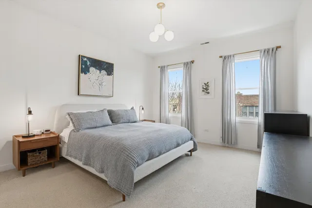 $685,000 | 1222 North Wolcott Avenue, Unit 4N, Chicago, IL 60622