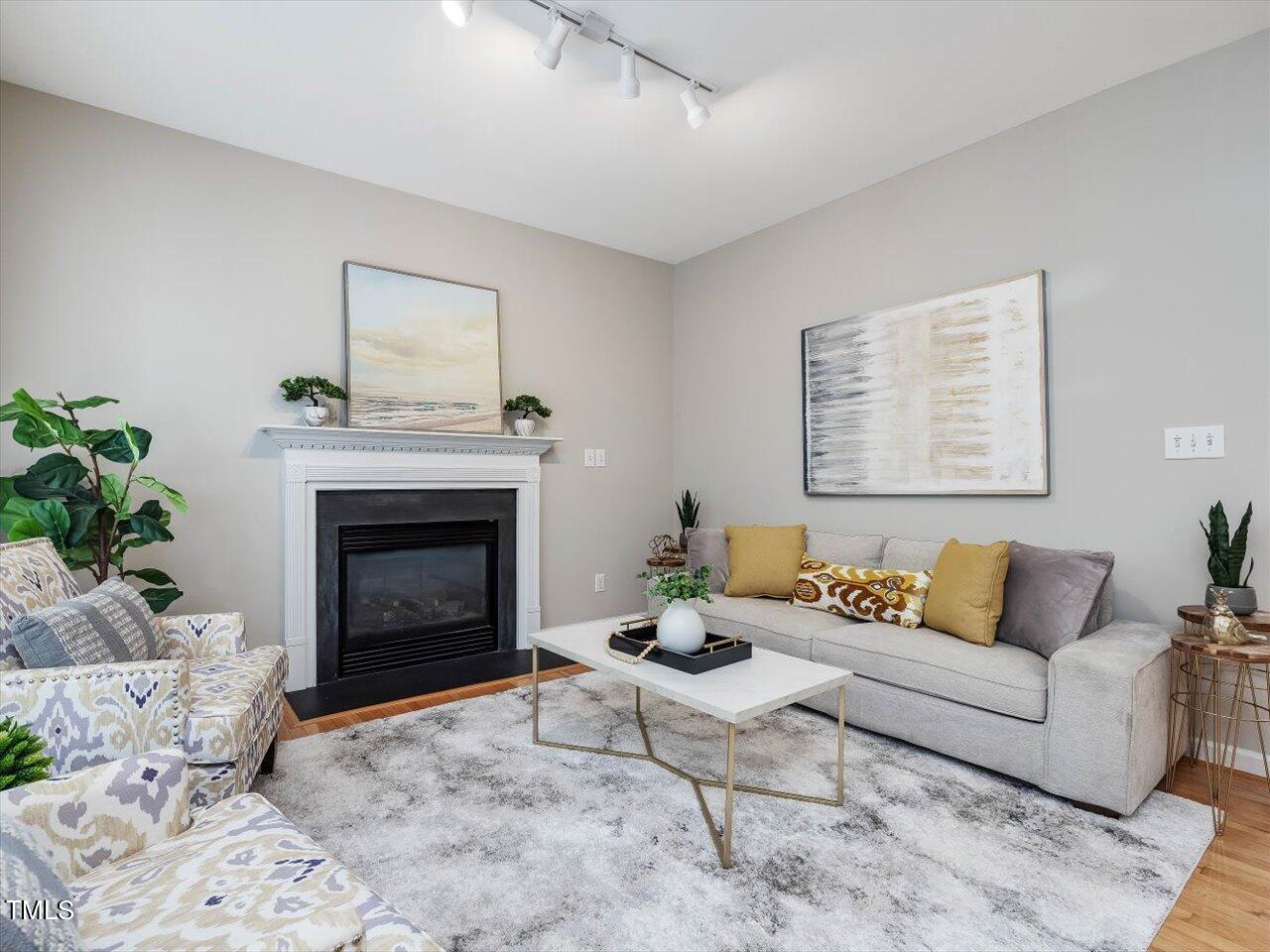 5804 Rustic Wood Lane Durham, NC 27713 - Photo 17 of 64 17-Living Room