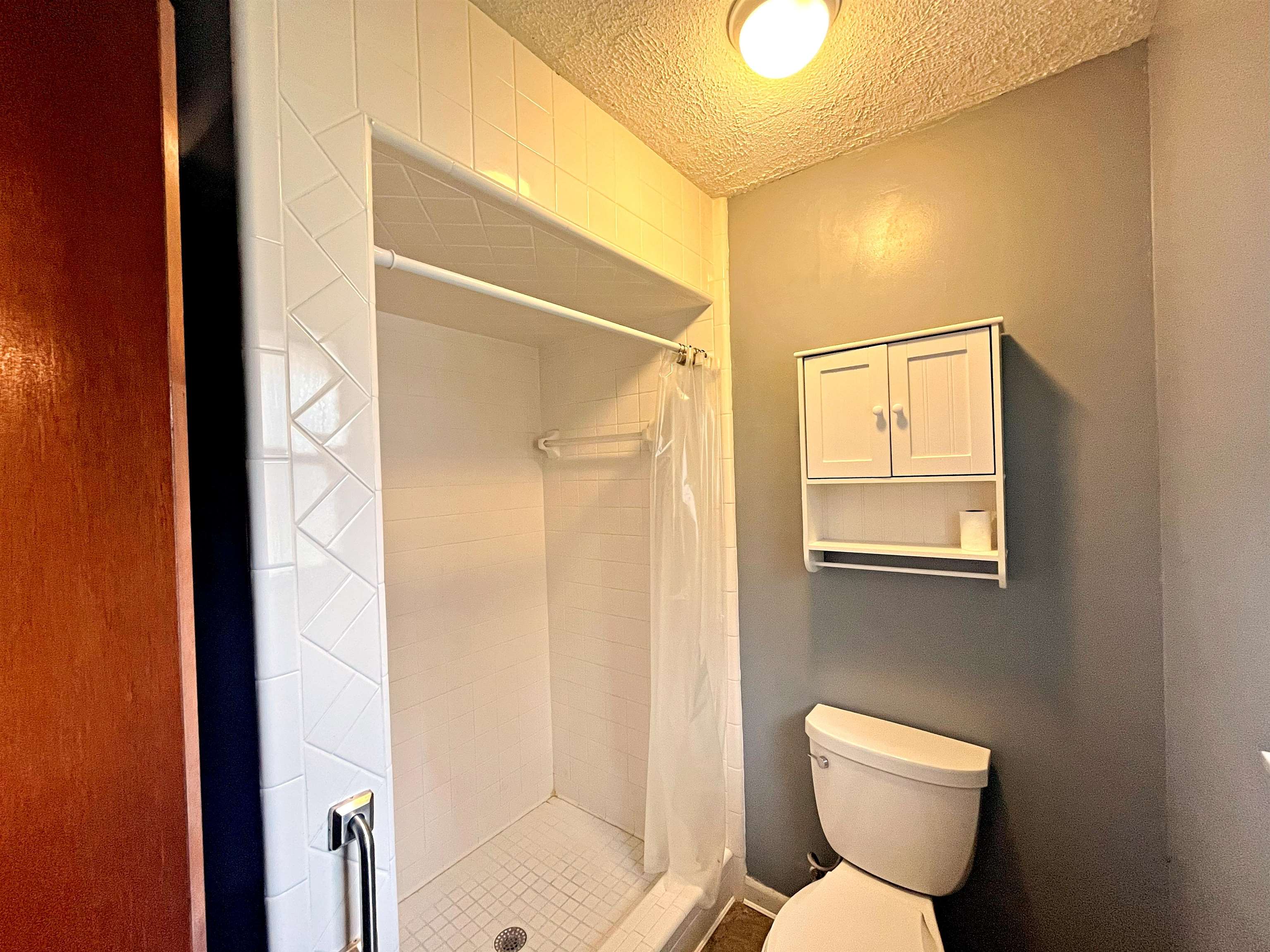 424 Orchis Road St. Augustine, FL 32086 - Photo 21 of 24 a bathroom with a toilet sink and shower